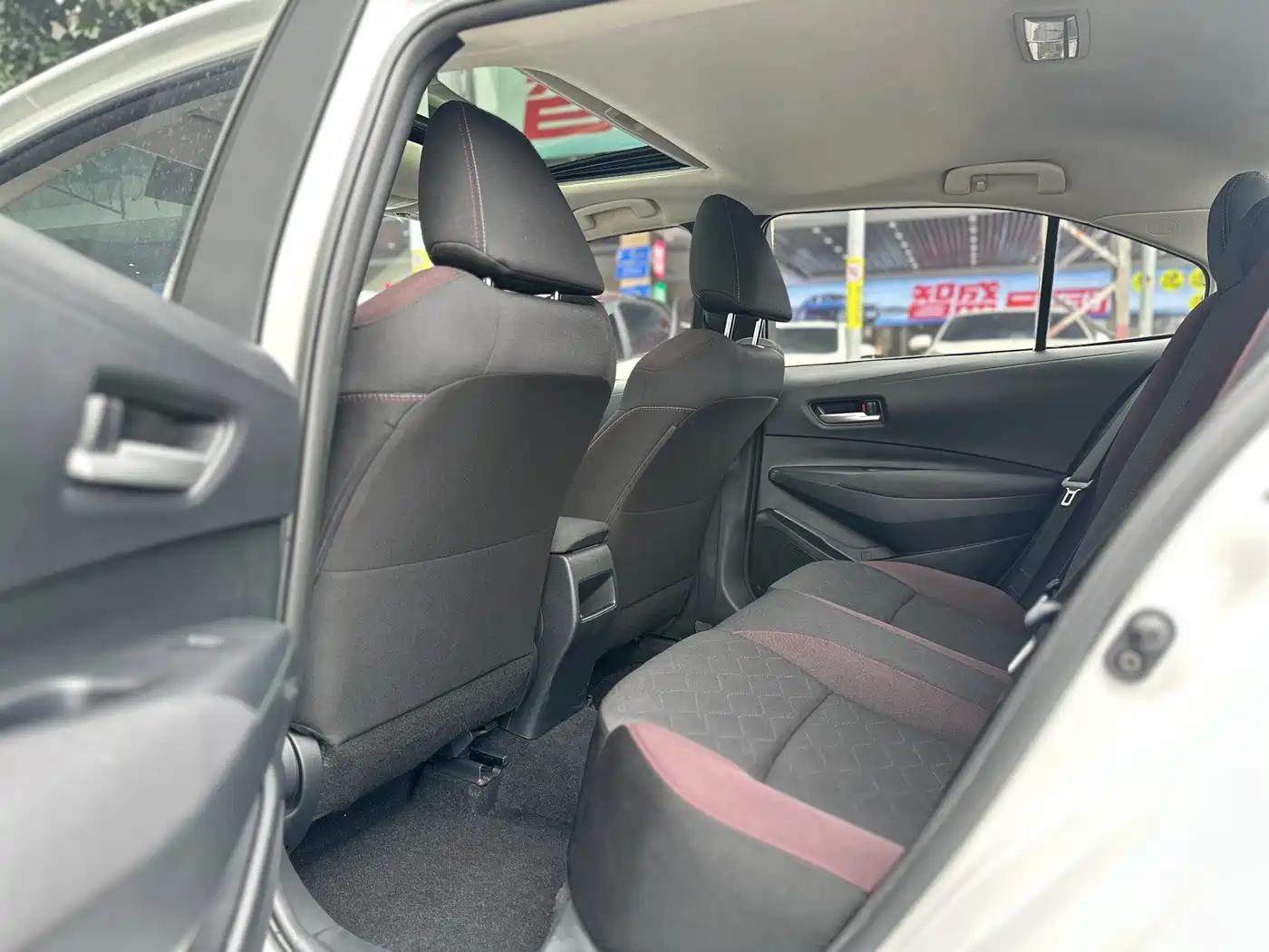 Toyota Corolla 2021 1.2T S-CVT Sport Edition фото 8