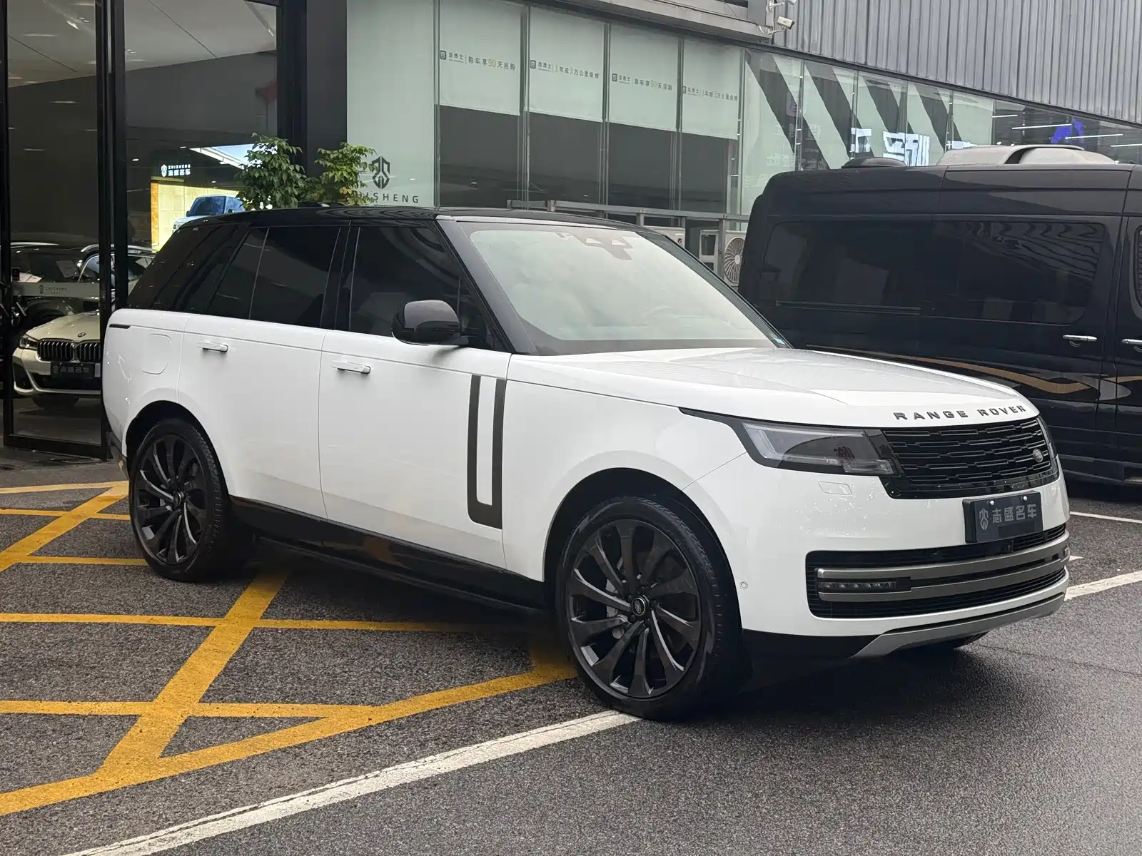 Фото 3 - Land Rover Range Rover