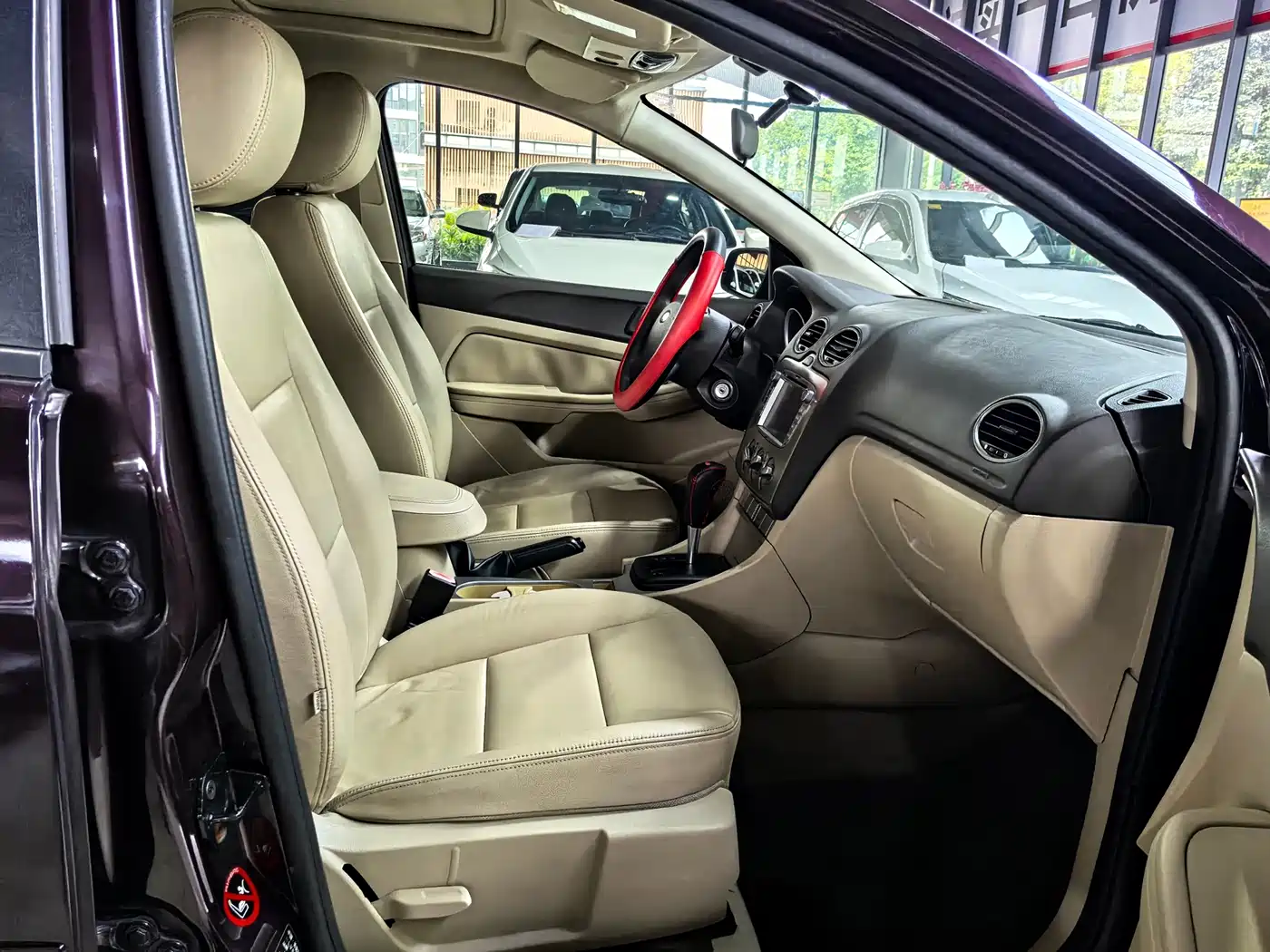 Ford Focus 2011 2011 Sedan 1.8L Automatic Fashion