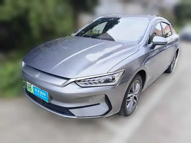 BYD Qin PLUS 2023 Champion Edition EV 510KM Leading Type — фото 1
