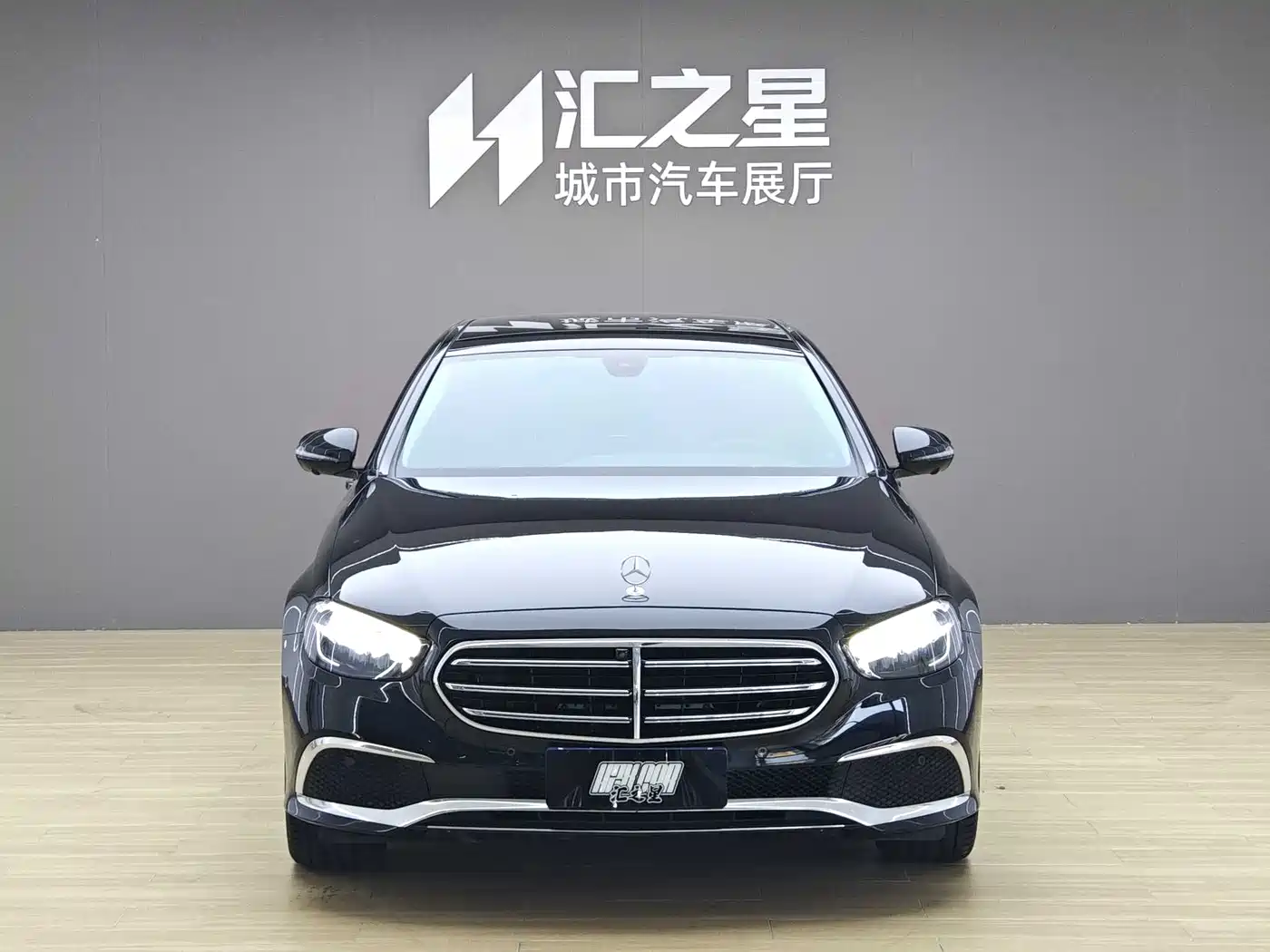 Mercedes-Benz E-Class 2022 E 300 L Fashion фото 4