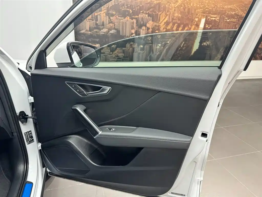 Audi Q2L 2025 2025 35TFSI Fashion Dynamic