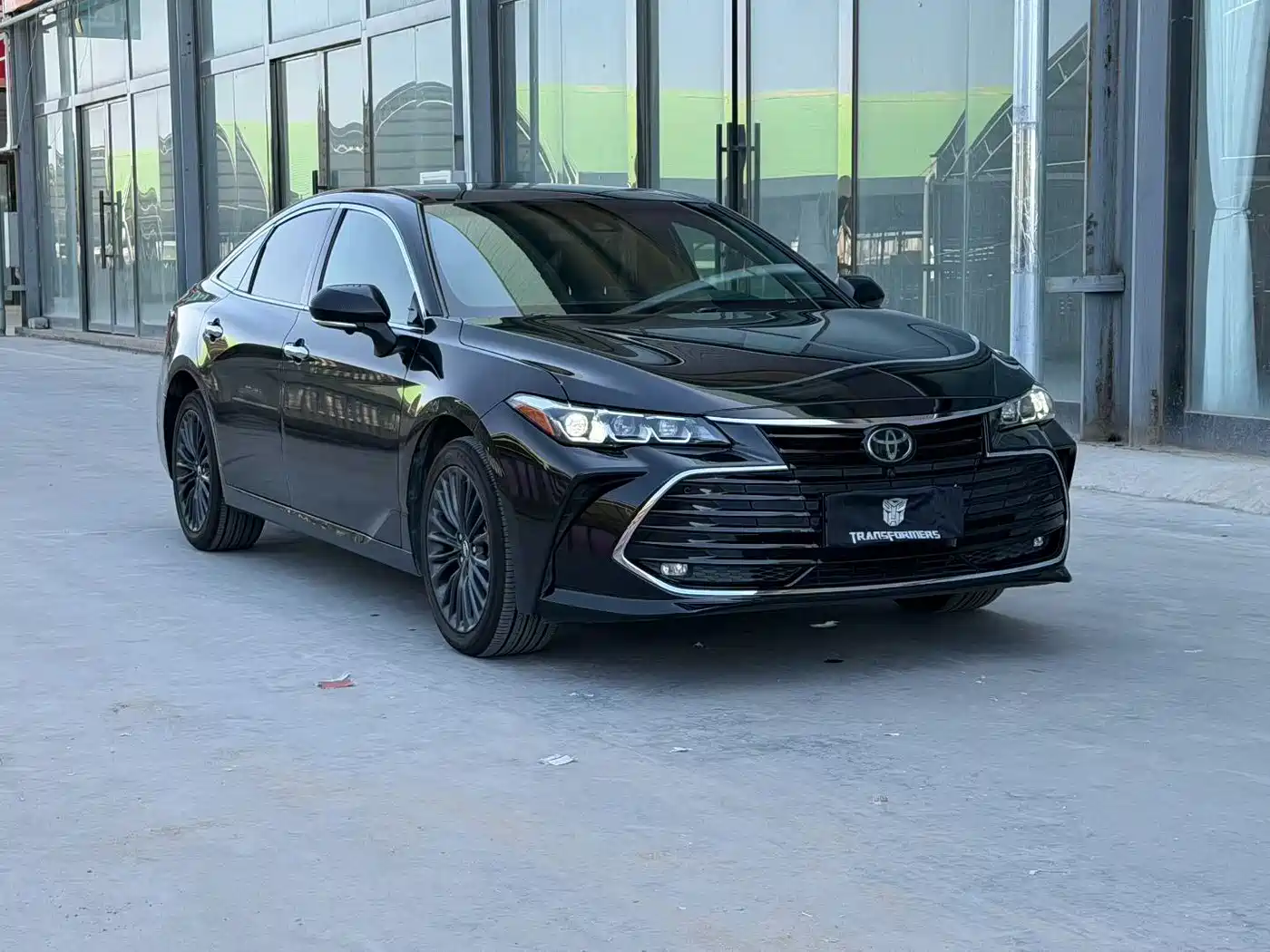 Toyota Avalon 2021 2.5L Touring Noble SPORT Edition фото 3