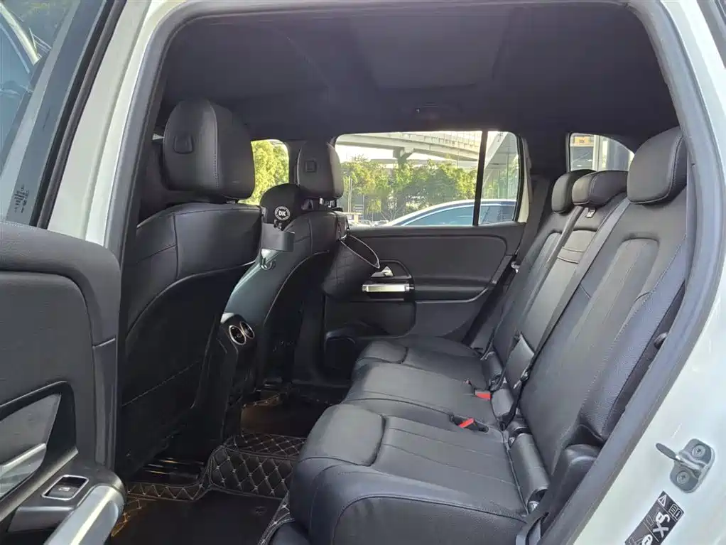 Mercedes-Benz GLB 2024 GLB 220 Dynamic фото 20