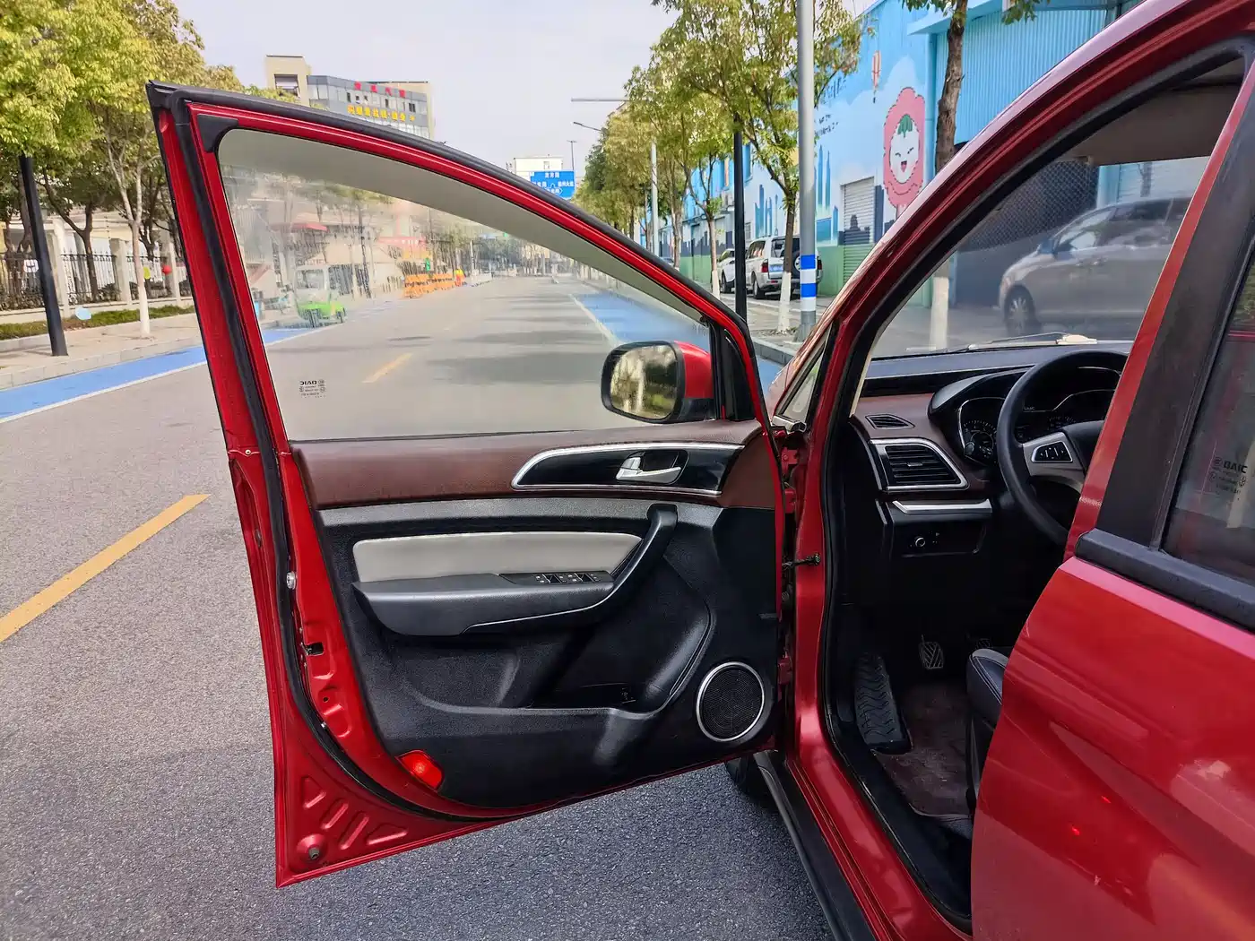 BAIC Huansu H3 2015 2015 1.5L Manual Comfort