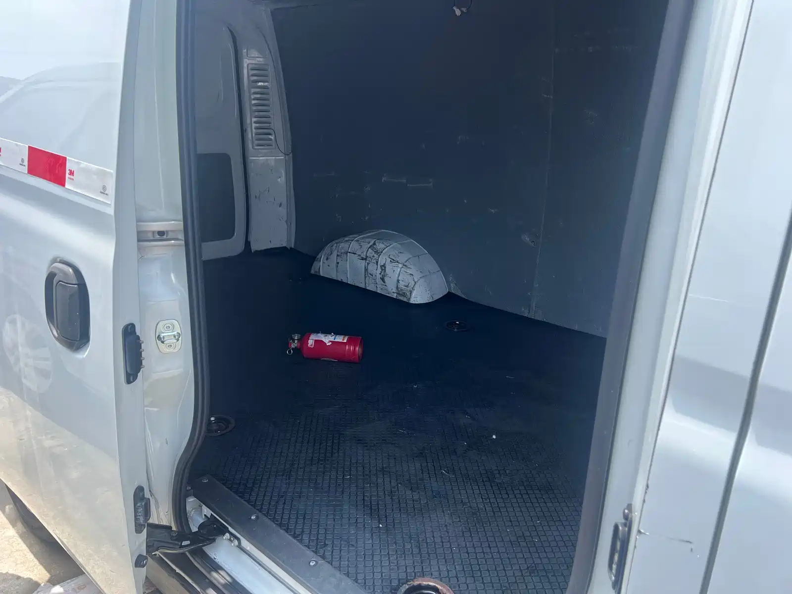 Фото 7 - Maxus Maxus EV30