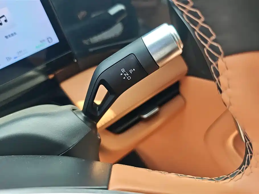 GEELY GALAXY GALAXY L7