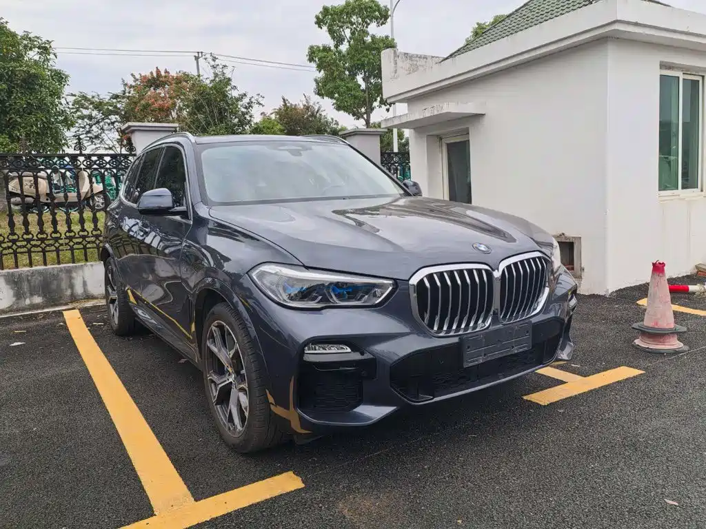 BMW X5 (Import) 2022 2021 xDrive40i Exclusive M Sport Package