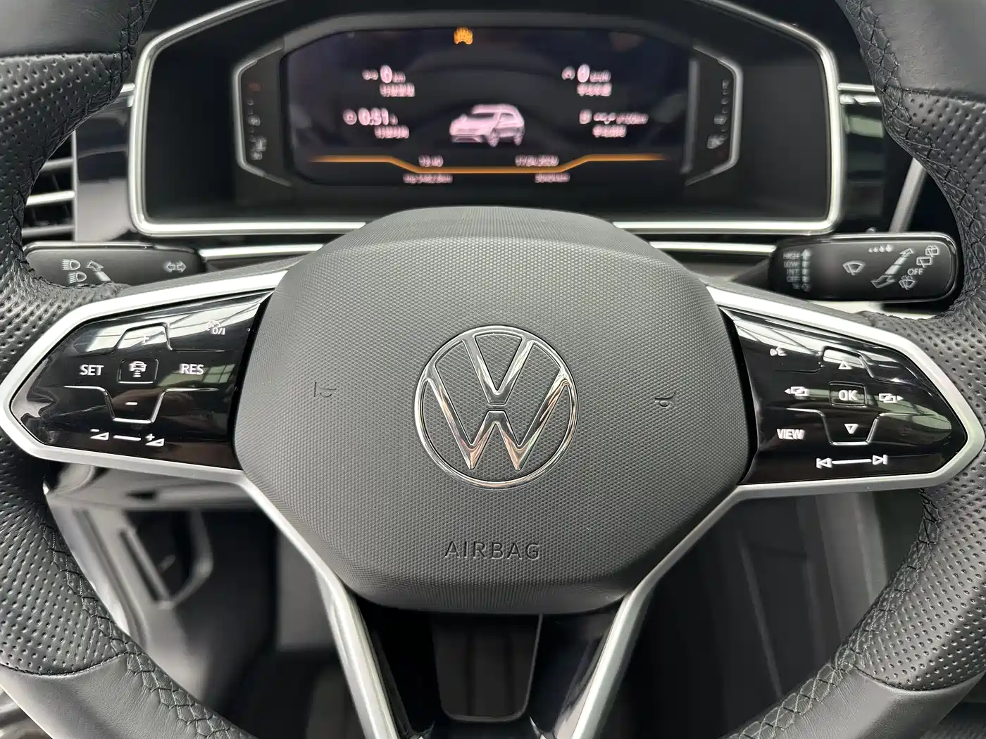 Volkswagen Tiguan L 2023 280TSI 2WD Trend Limited Edition фото 15