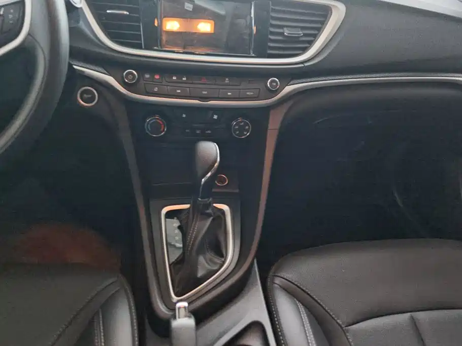 Фото 16 - Buick Excelle