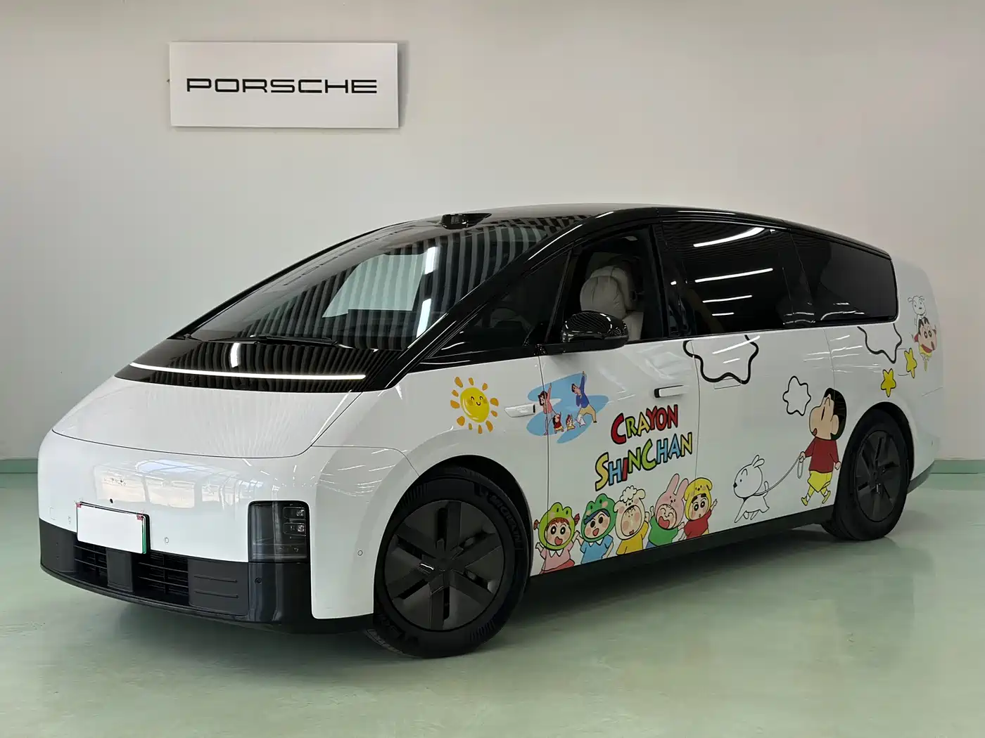 Li Auto MEGA 2025