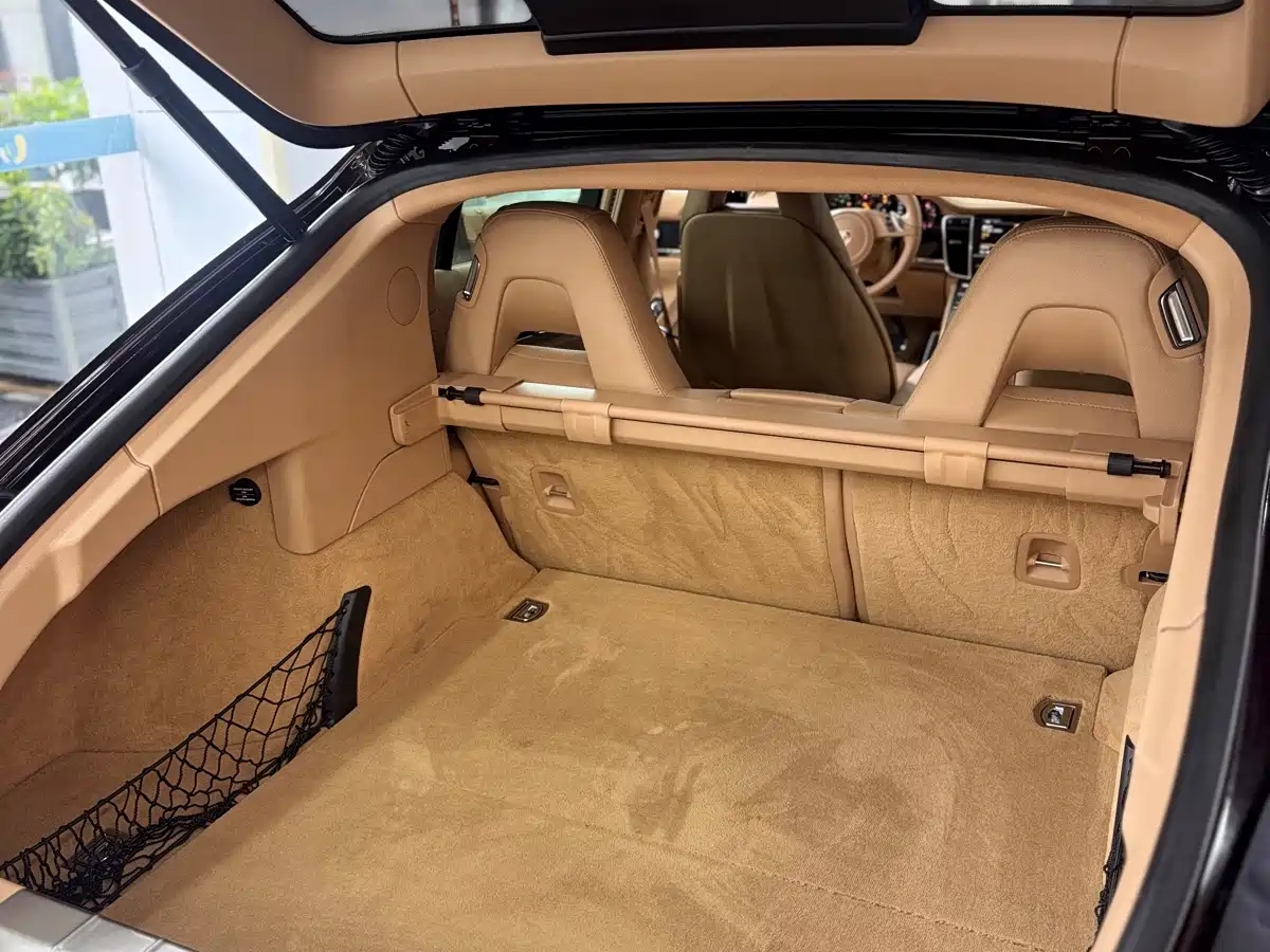 Porsche Panamera 2010 Panamera 3.6L фото 17