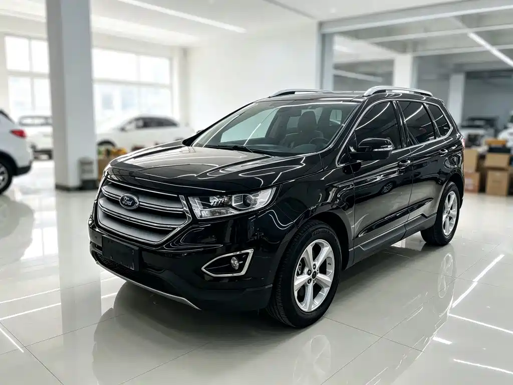 Фото 2 - Ford Edge
