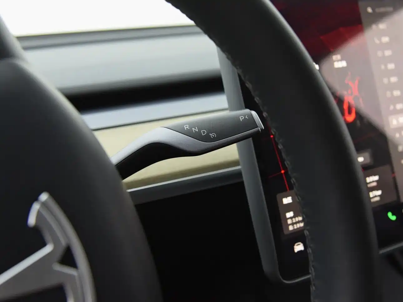 Фото 3 - Tesla Model Y