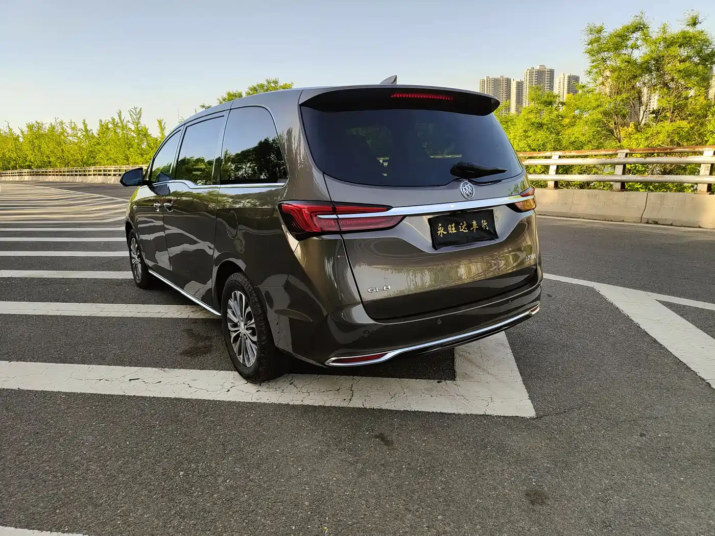 BUICK GL8
