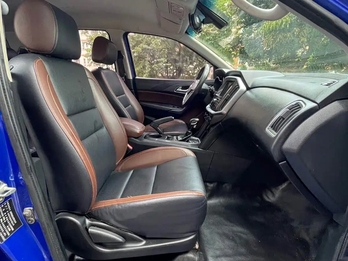 Jiangling Yuhu 7 2018 2017 2.0T Gasoline Auto 4WD Luxury Edition JX4G20A5L