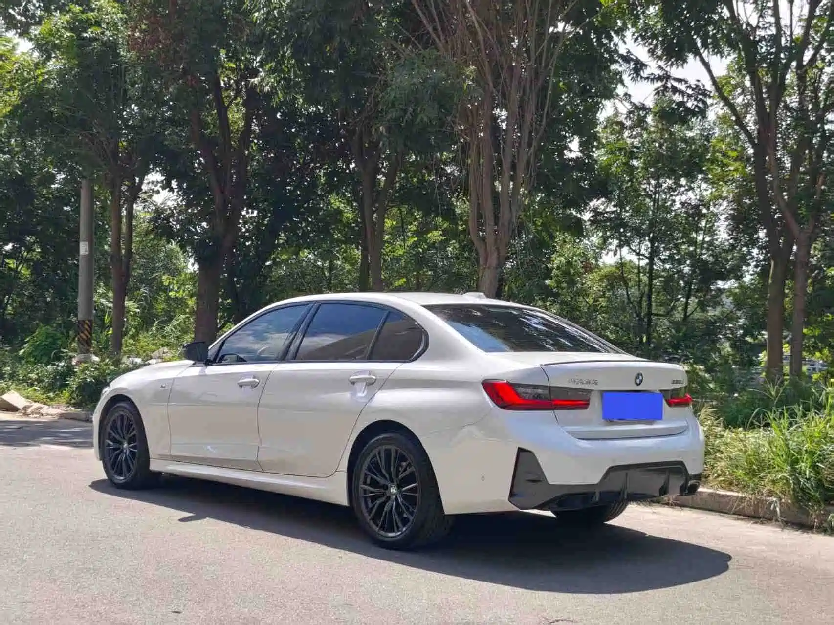 Photo 5 - BMW 3 Series