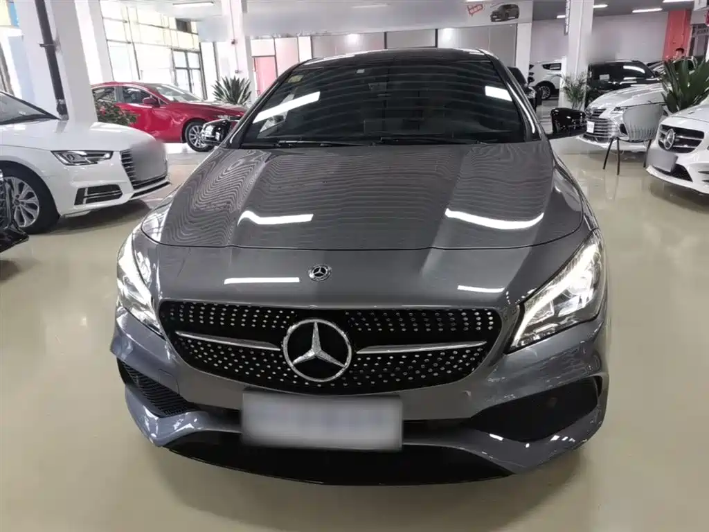 Mercedes-Benz CLA (Import) 2018 CLA 220 4MATIC фото 3