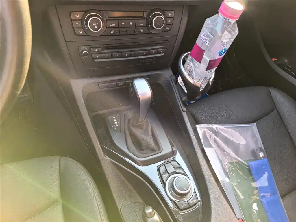 BMW X1 (Import) 2012 sDrive18i Luxury фото 14