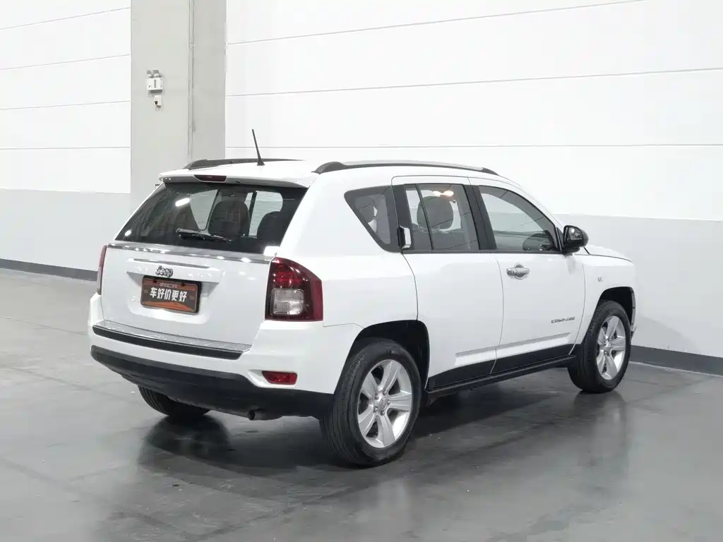 Jeep Compass (Import) 2014 2014 Facelift 2.0L 2WD Progressive Edition