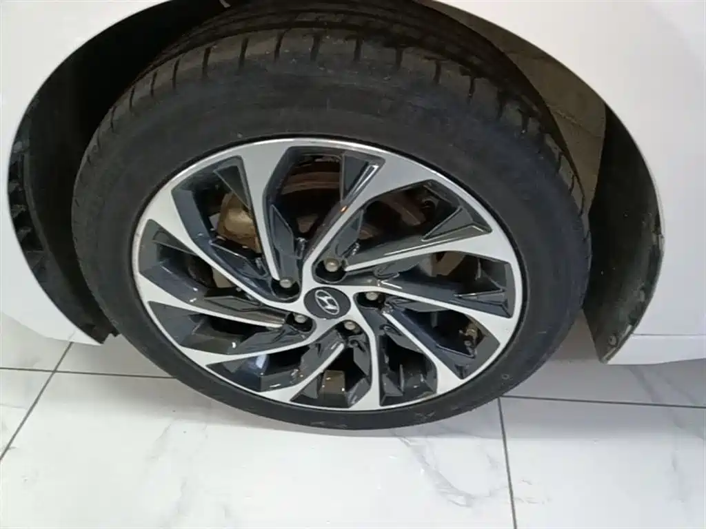Hyundai Elantra 2019 1.4T Dual-clutch XuanDong·Vitality Type фото 23