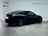 Фото 4 - Tesla Model 3