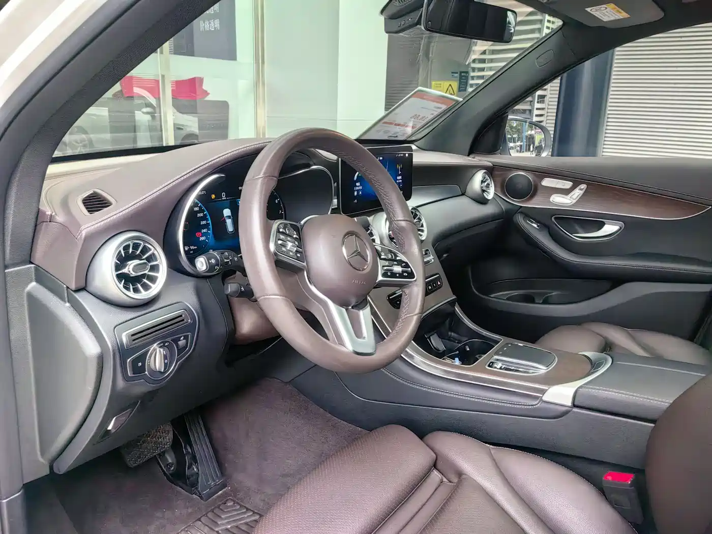 Mercedes-Benz GLC 2021 GLC 260 L 4MATIC Luxury фото 11