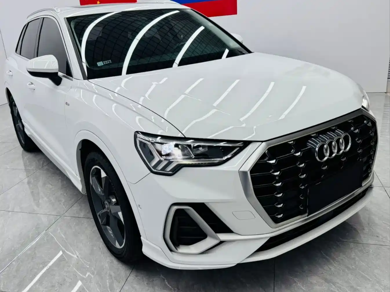 Audi Q3 2021 35 TFSI Fashion Sport фото 3