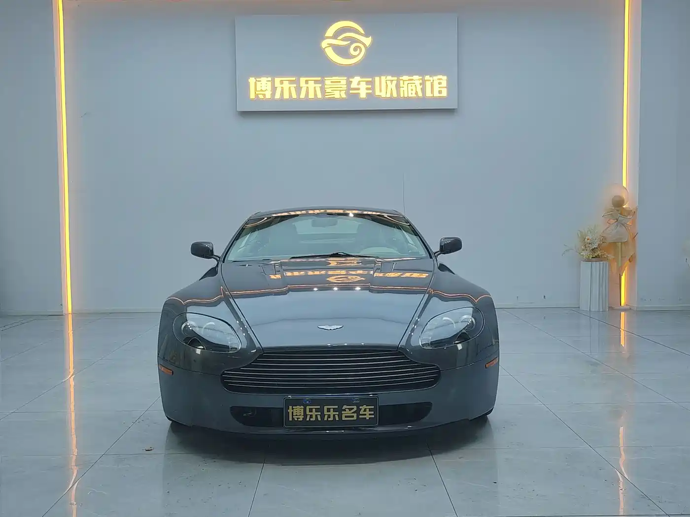 Aston Martin V8 Vantage 2010 2007 4.3 Sportshift Coupe