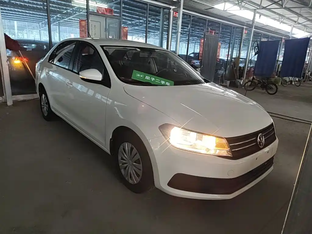 Volkswagen Santana 2016 1.6L Manual Trend Edition фото 4
