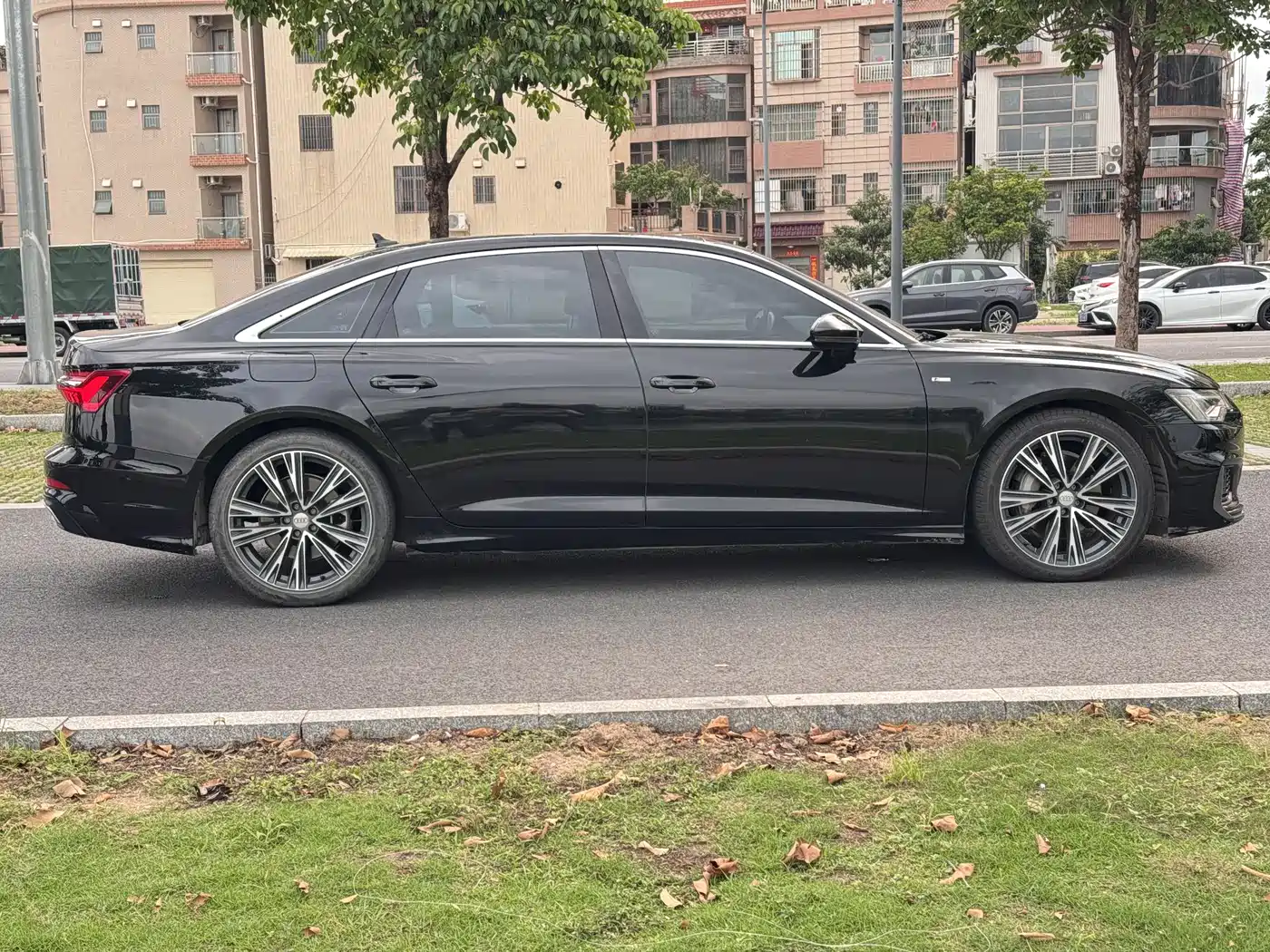 Audi A6L 2022 40 TFSI Luxury Dynamic фото 8