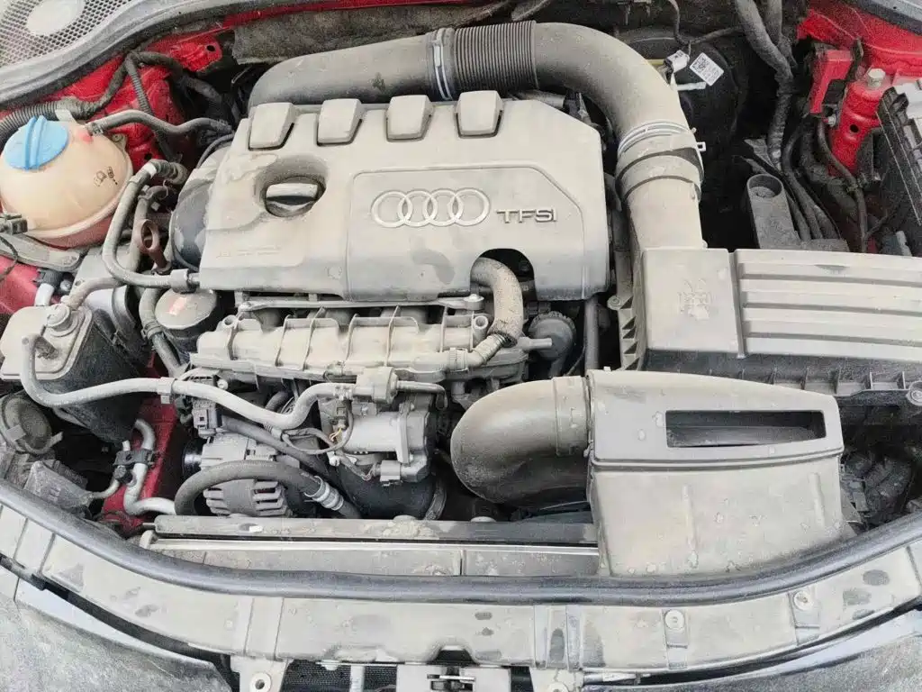 Фото 9 - Audi TT