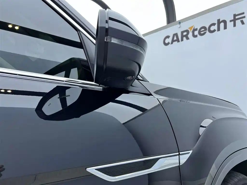 Volkswagen Teramont 2024 380TSI 4WD Dragon Glory Edition фото 3