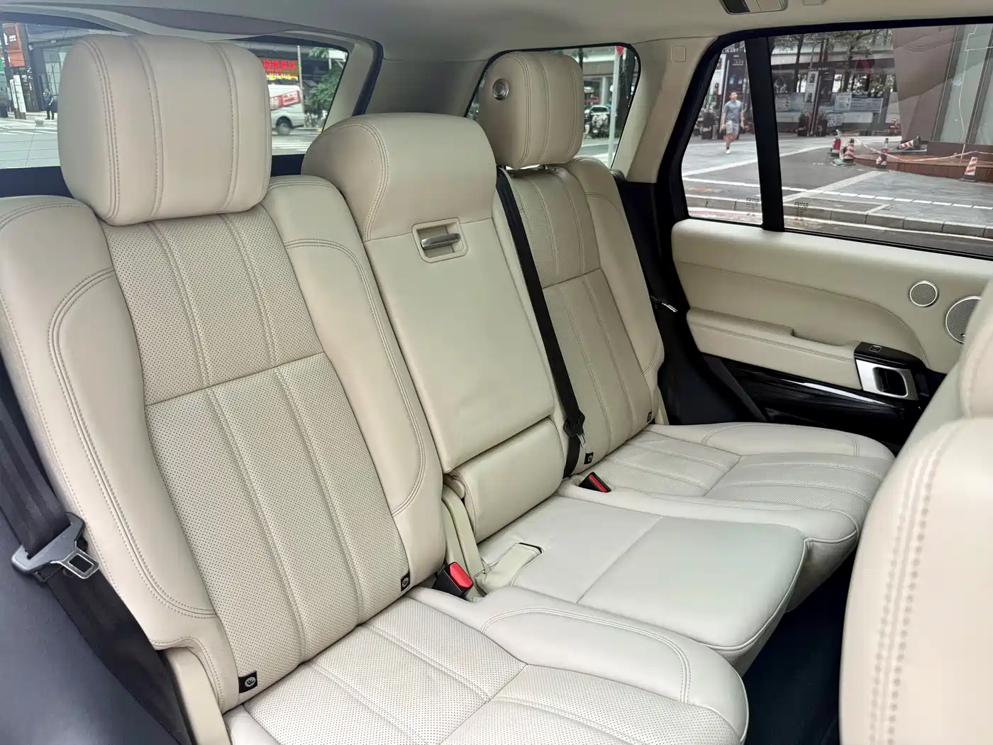 Land Rover Range Rover фото 13