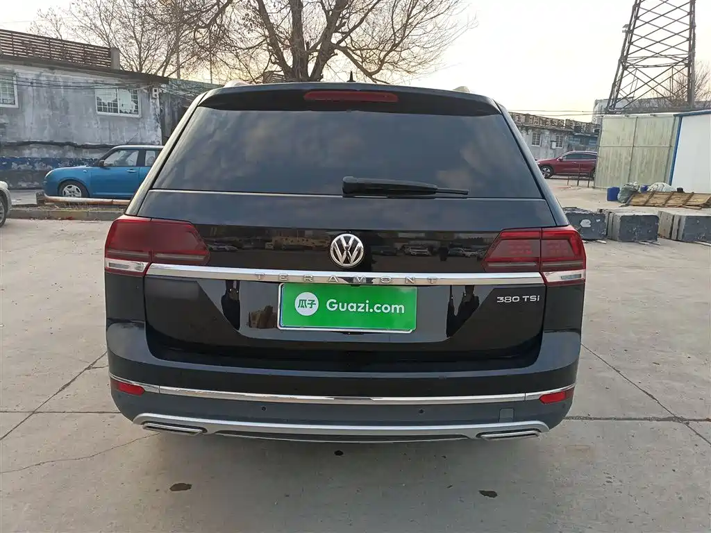 VOLKSWAGEN TOURANG