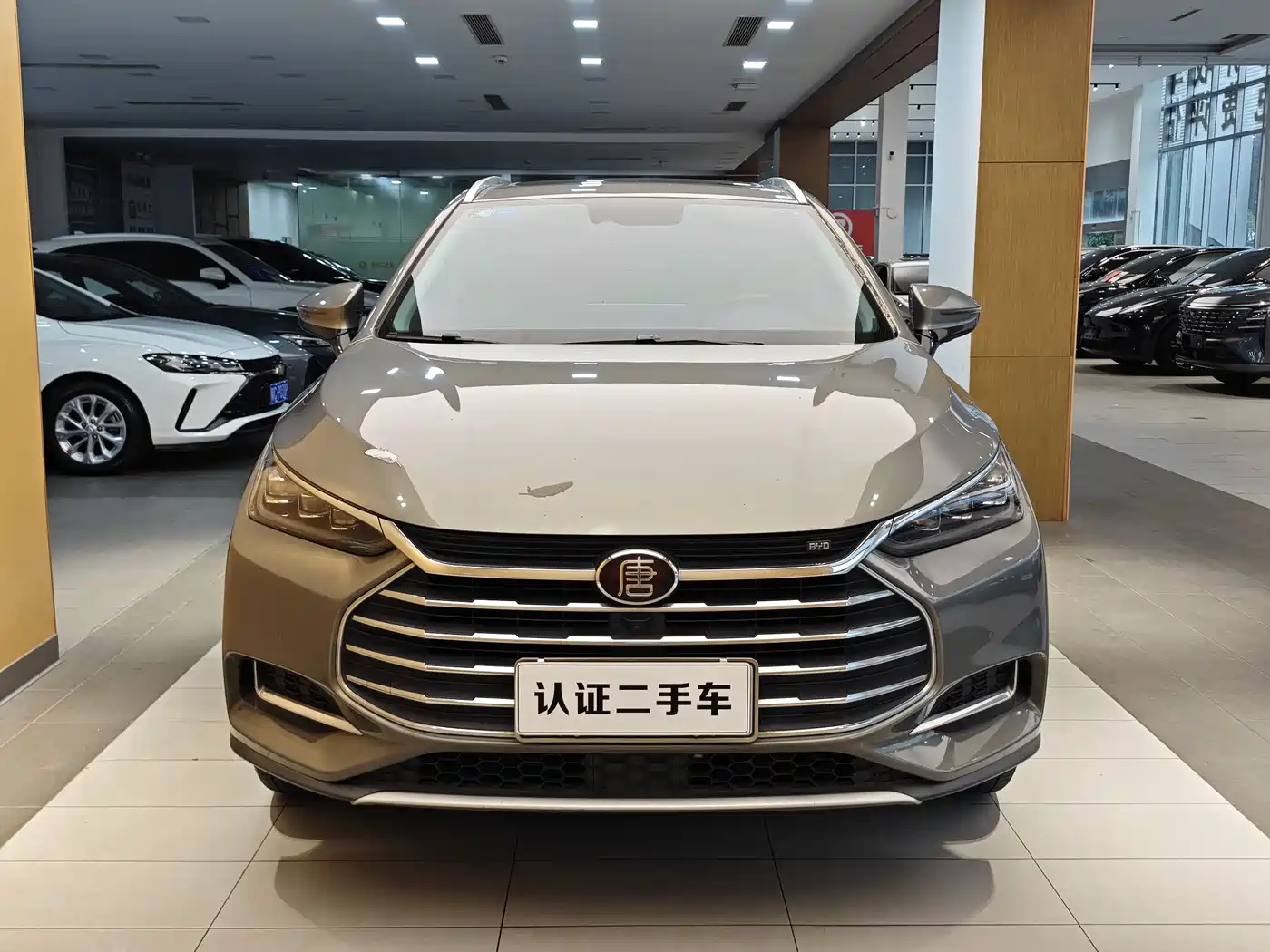 Photo 4 - BYD Tang