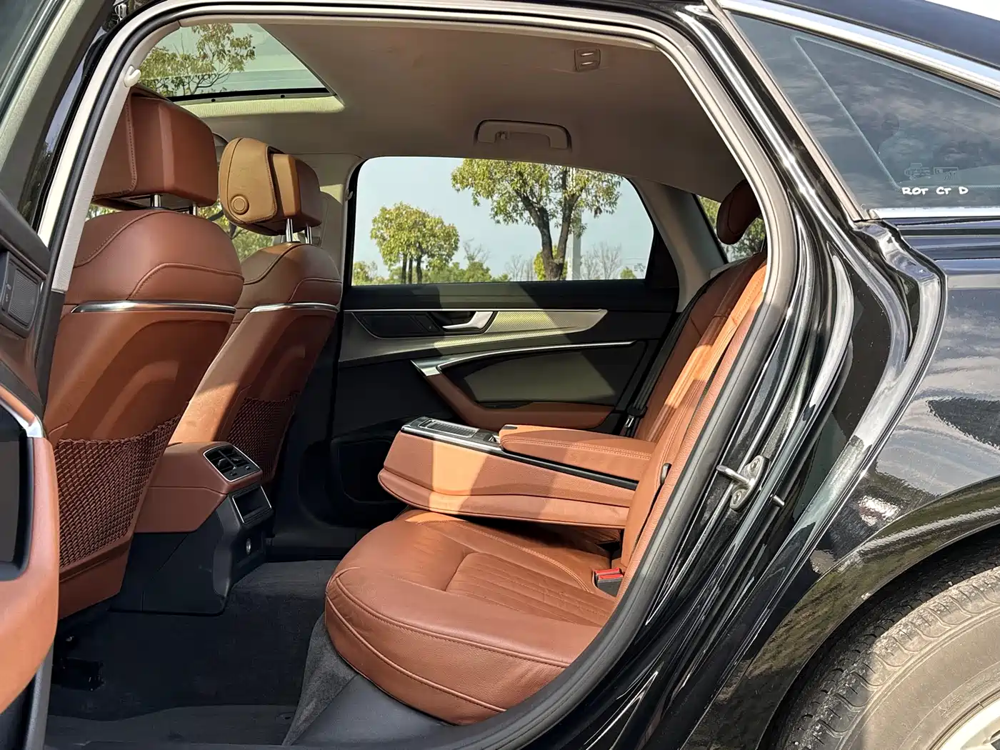 Audi A6L 2020 40 TFSI Luxury Elegance фото 12