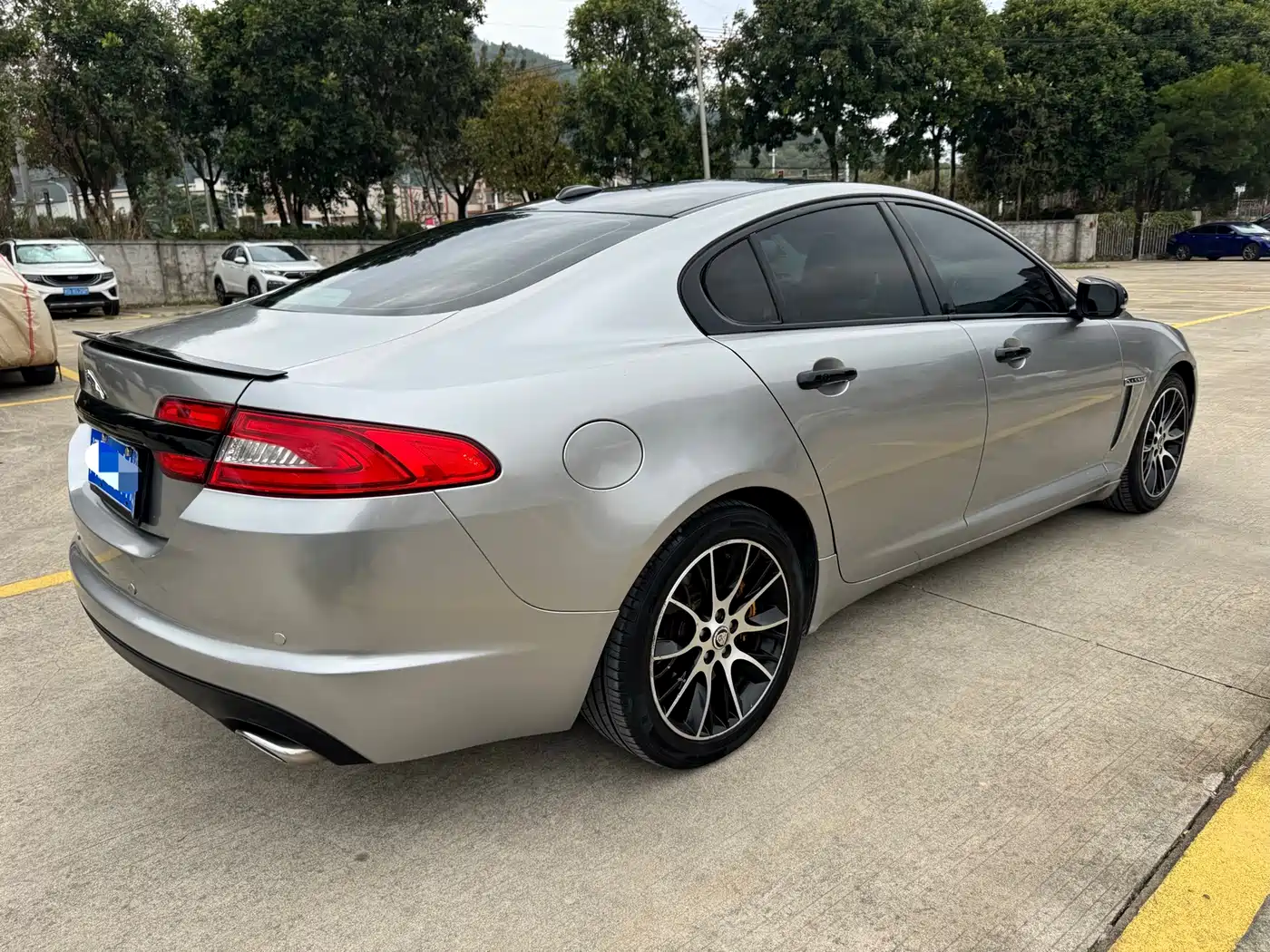 Jaguar XF 2013 2012 XF 3.0L V6 Elegance