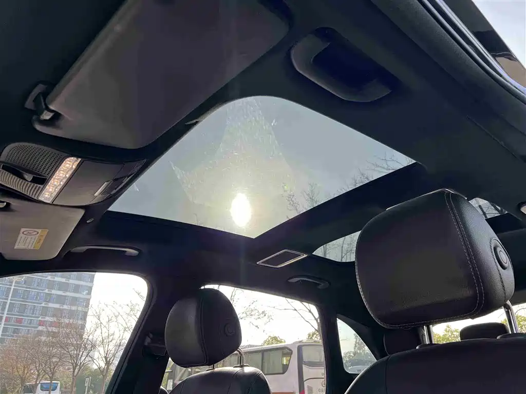 Mercedes-Benz GLC 2020 Facelift GLC 260 L 4MATIC Dynamic фото 25