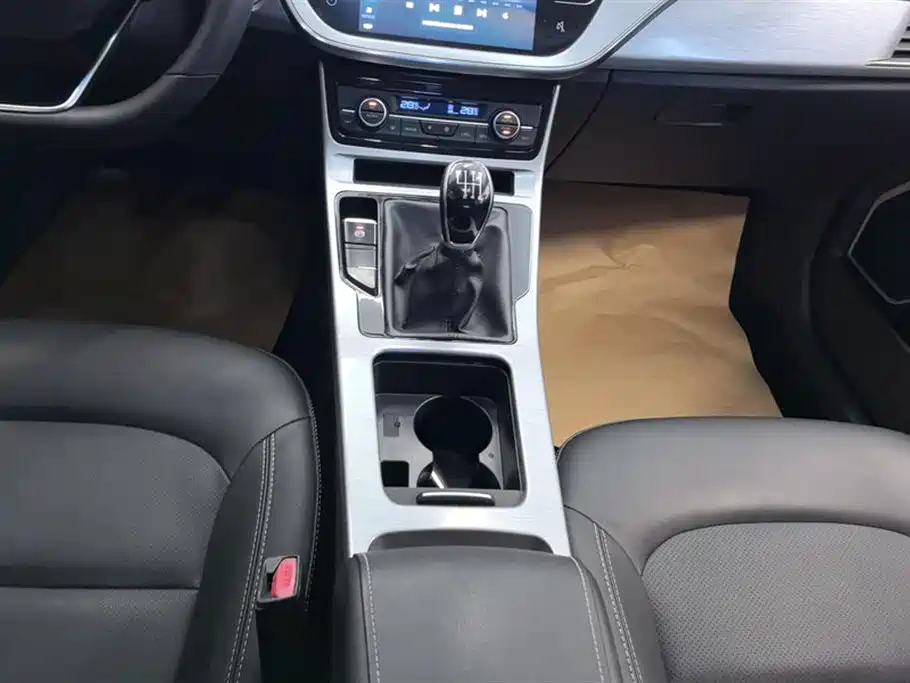 GEELY AUTOMOBILE EMGRAND GS