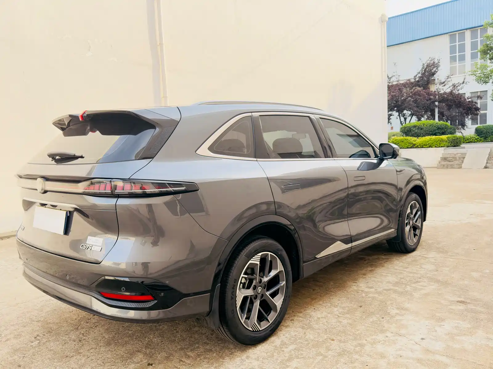 Фото 7 - Changan CS75 PLUS