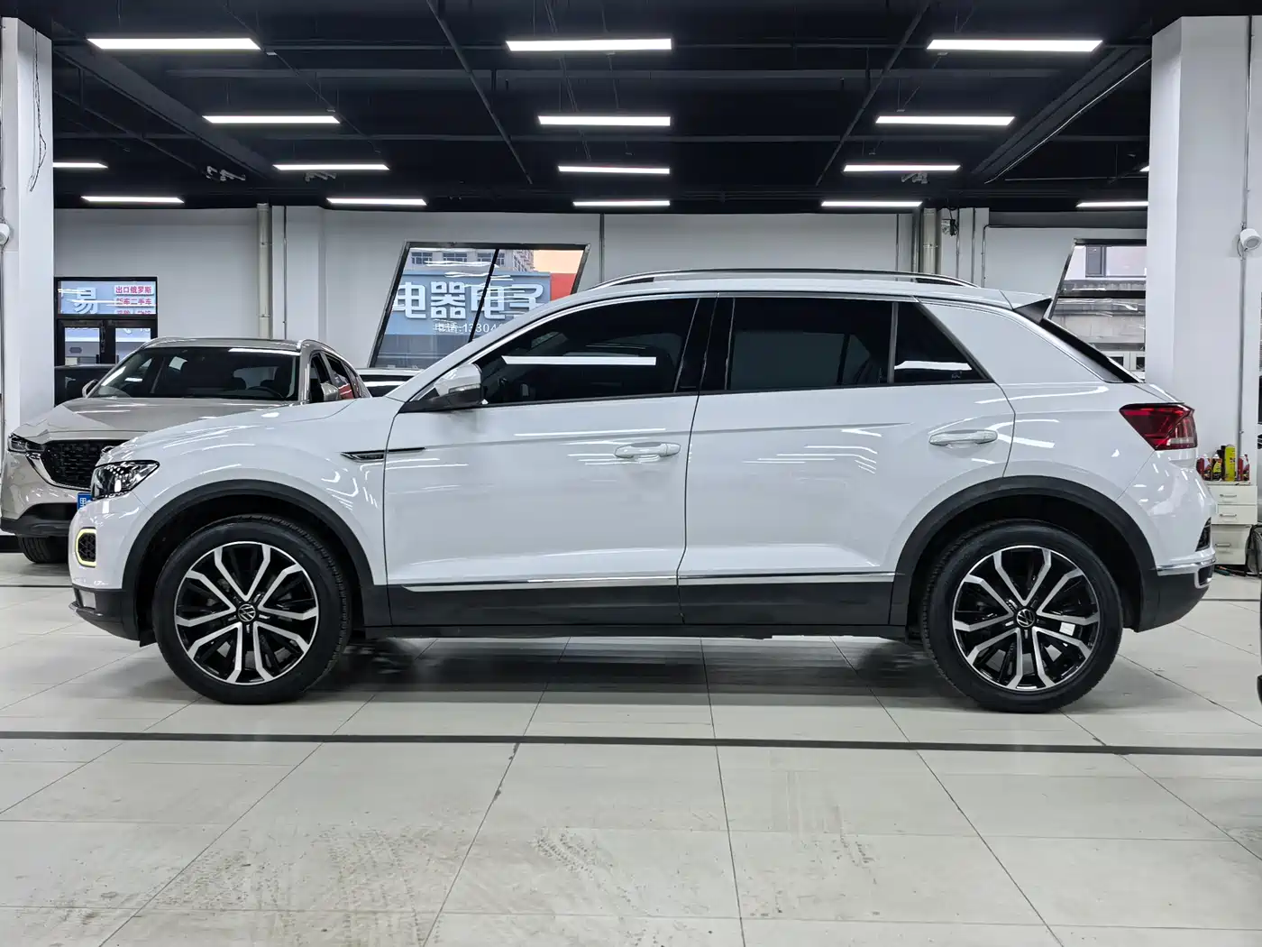 Volkswagen T-ROC 2022 280TSI DSG 2WD Comfort PLUS фото 7