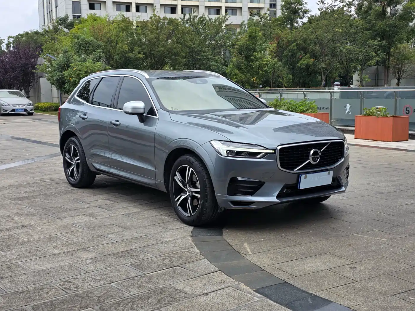 Фото 3 - Volvo XC60
