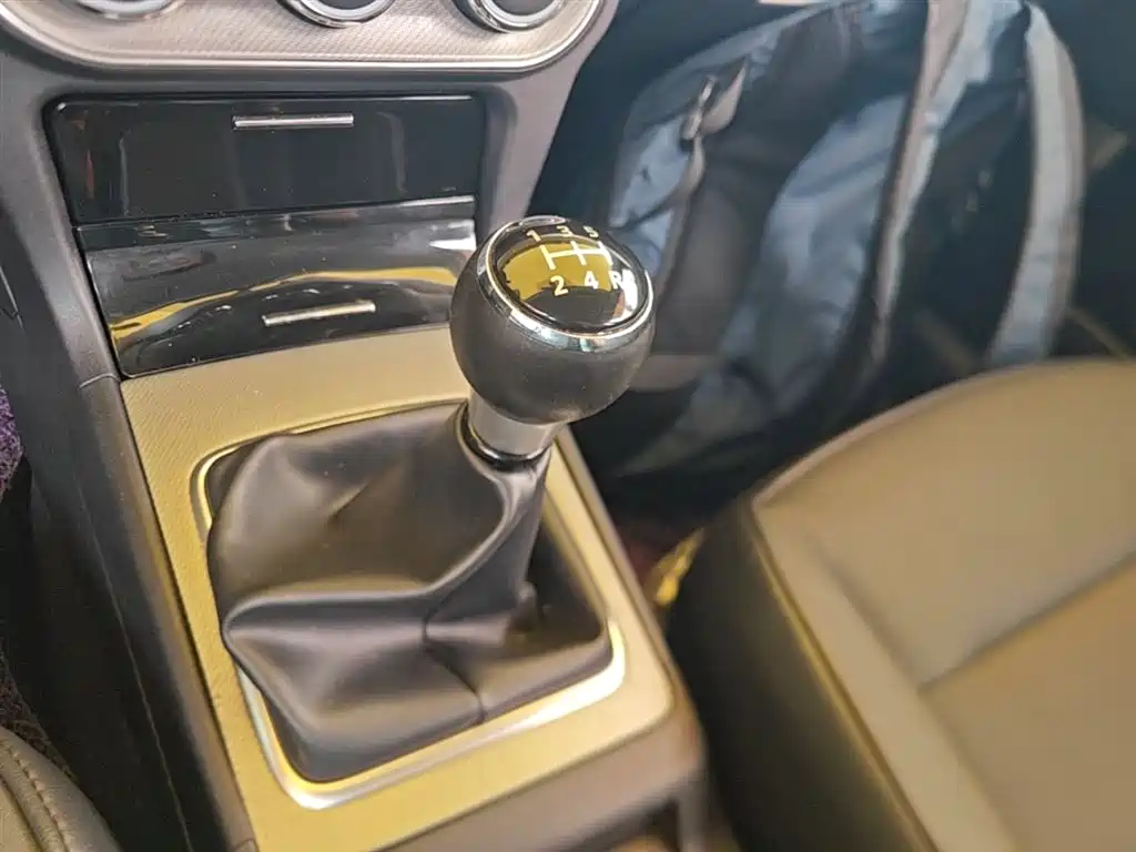 Mitsubishi Lancer EX 2015 1.8L Manual Premium (China IV) фото 14