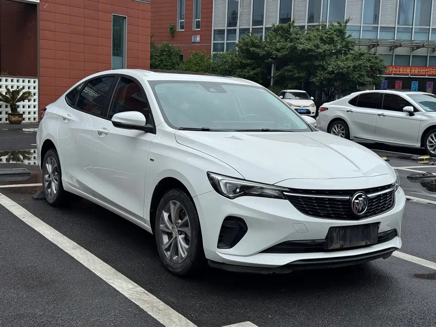 Buick Verano 2023 Pro Joy Edition фото 3