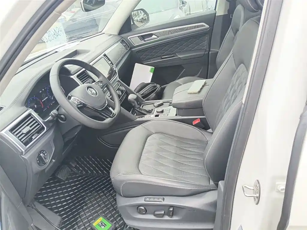 VOLKSWAGEN TOURANG