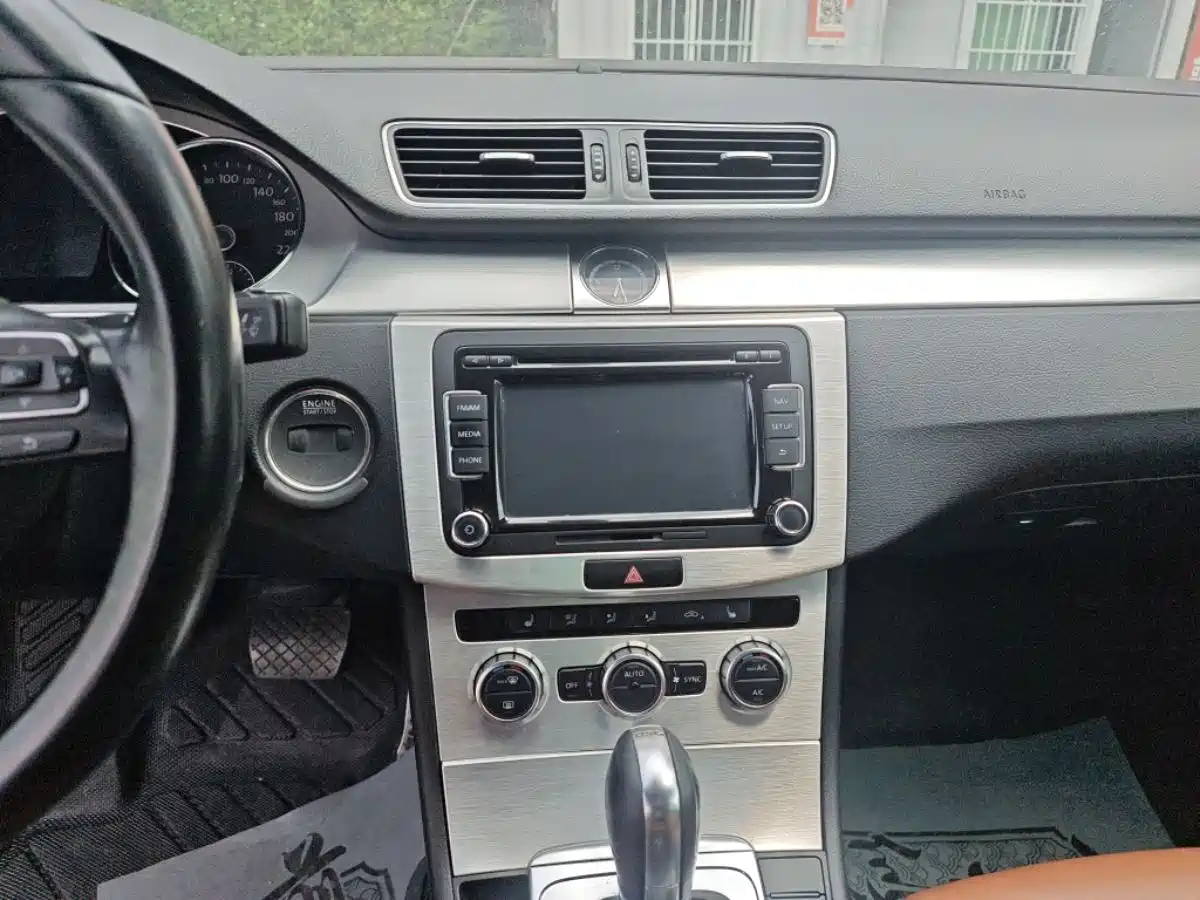 Volkswagen FAW-Volkswagen CC 2013 2.0TSI Luxury фото 8