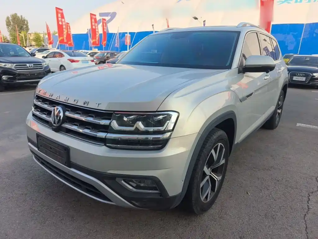 صورة 2 - Volkswagen Teramont