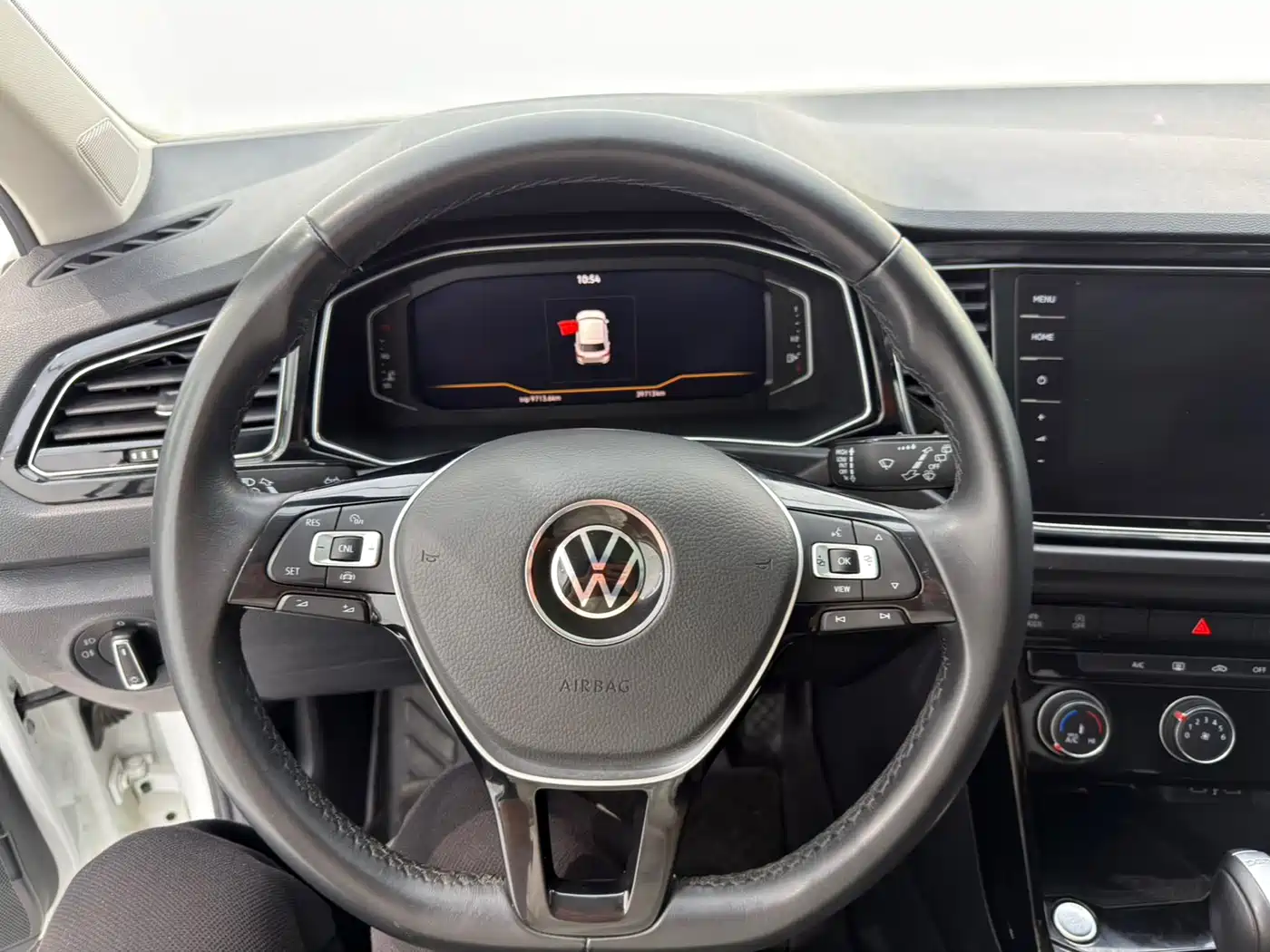 Volkswagen T-ROC 2022 280TSI DSG 2WD Comfort PLUS фото 11