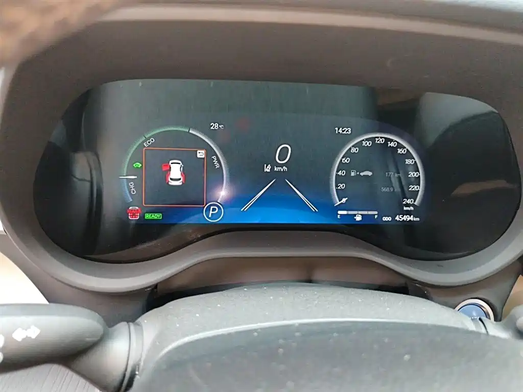 Toyota Sienna 2021 2.5L Hybrid Ultimate Edition фото 4